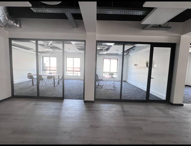 215M² OFFICE TO LET IN CAPE TOWN CITY CENTRE
